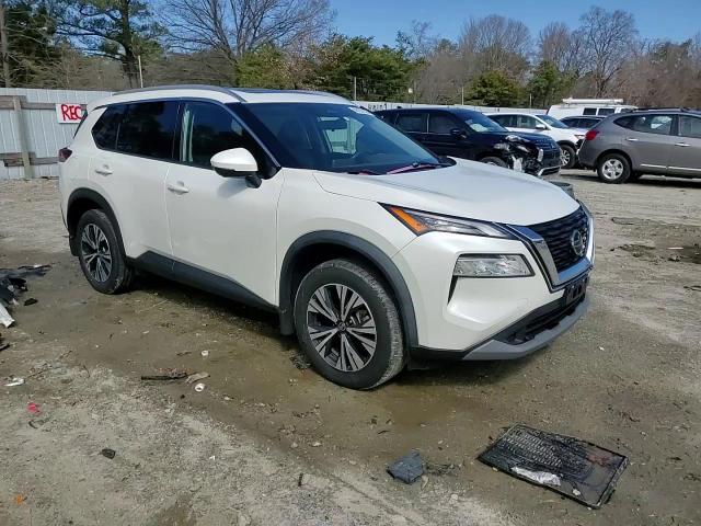 2021 Nissan Rogue - Image 14