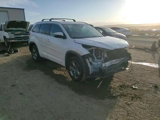 2018 Toyota Highlander - Image 15