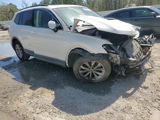 2018 Volkswagen Tiguan - Image 12