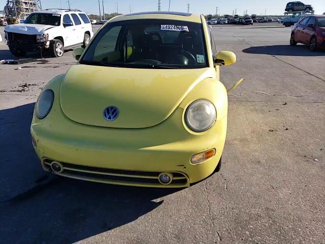2001 Volkswagen Beetle - Image 11