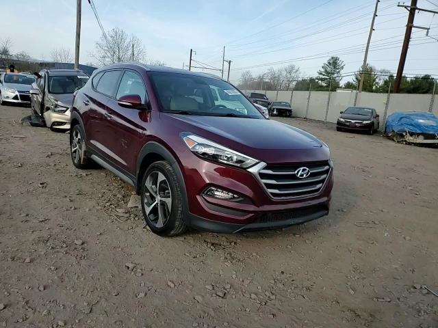 2017 Hyundai Tucson - Image 11