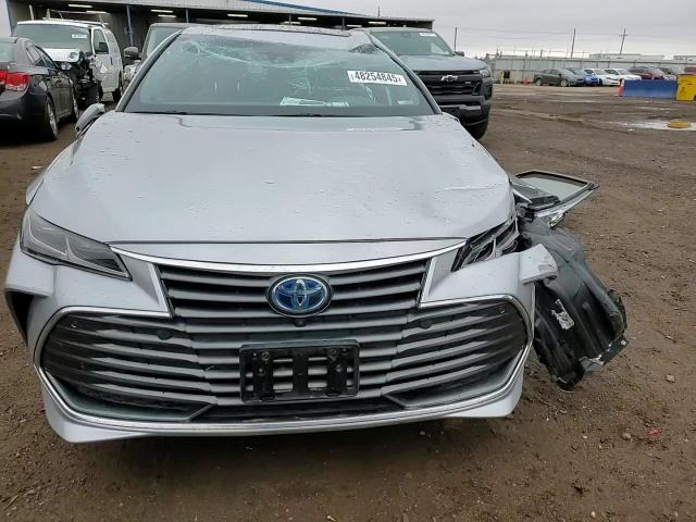 2020 Toyota Avalon - Image 11