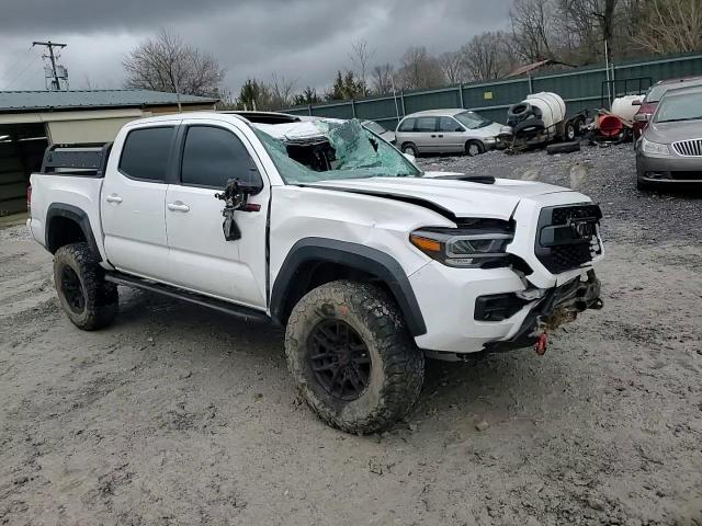 2020 Toyota Tacoma - Image 11