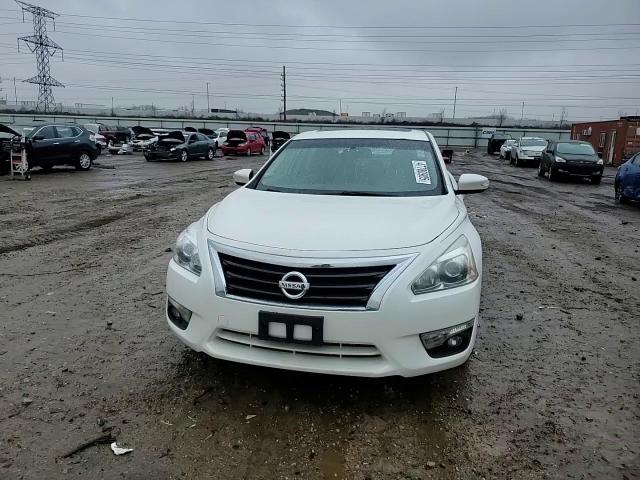 2015 Nissan Altima - Image 11