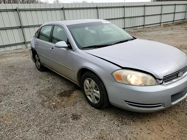 2006 Chevrolet Impala - Image 11