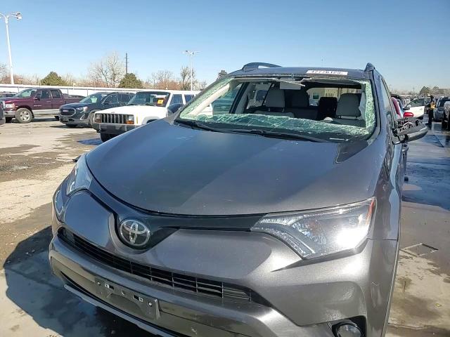 2018 Toyota RAV 4 - Image 14
