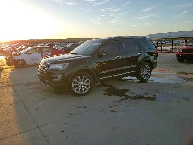 2017 Ford Explorer - Image 14