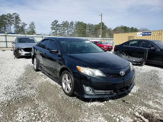 2014 Toyota Camry - Image 13