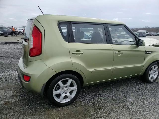 2013 Kia Soul - Image 14