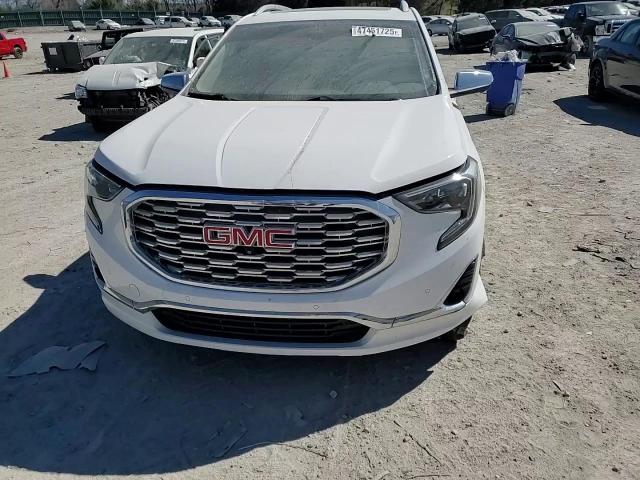 2020 GMC Terrain - Image 11