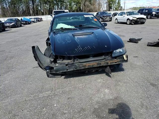 2004 Ford Mustang - Image 10