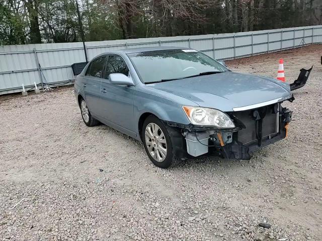 2008 Toyota Avalon - Image 11