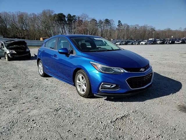 2017 Chevrolet Cruze - Image 10