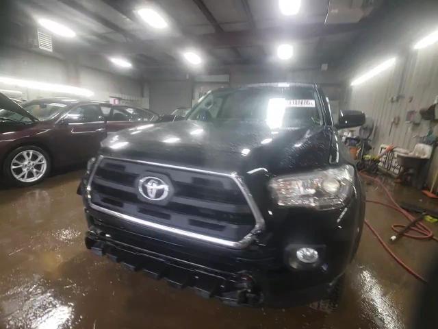 2017 Toyota Tacoma - Image 14