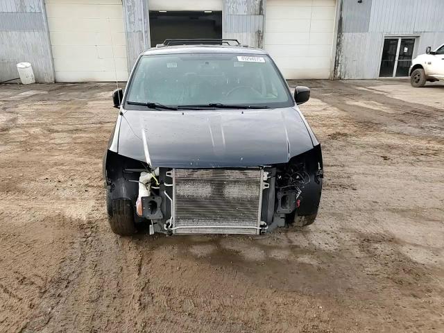 2017 Dodge Caravan - Image 15