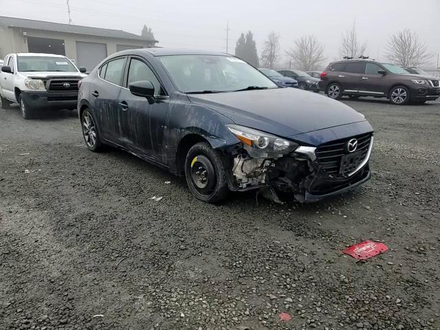 2018 Mazda 3 - Image 10