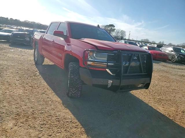 2018 Chevrolet Silverado - Image 11