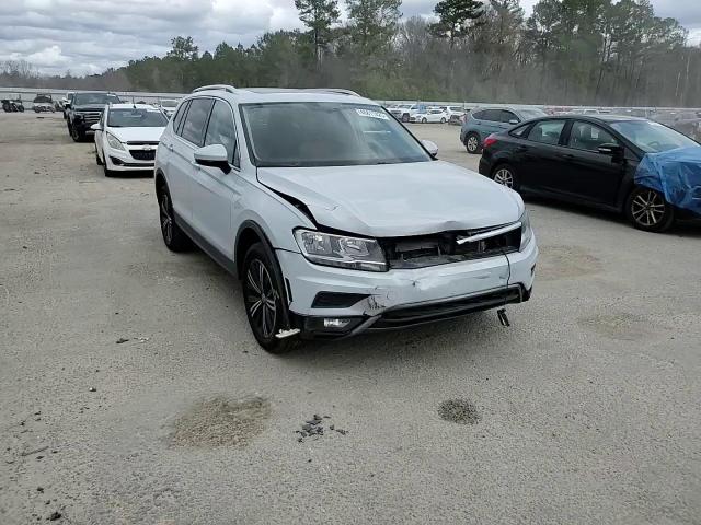 2018 Volkswagen Tiguan - Image 11