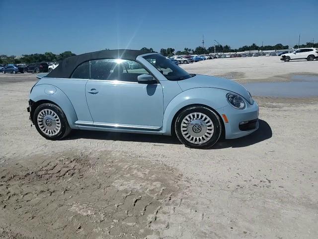 2015 Volkswagen Beetle - Image 14