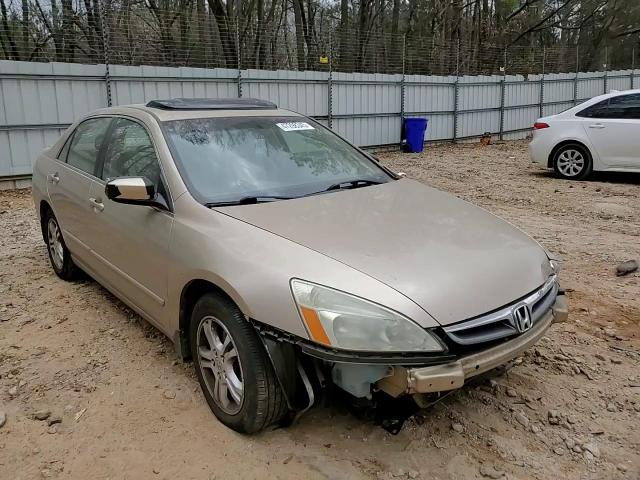 2007 Honda Accord - Image 15