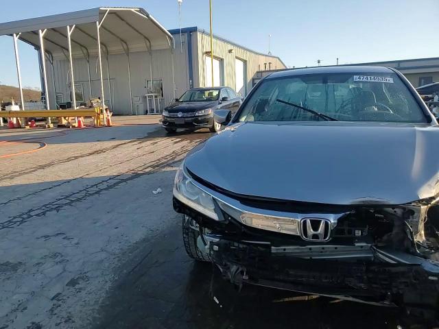 2017 Honda Accord - Image 14