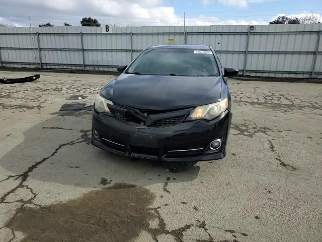 2013 Toyota Camry - Image 10