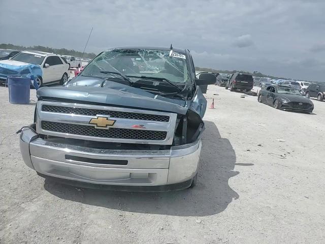 2012 Chevrolet Silverado - Image 11