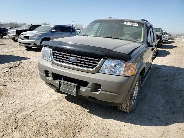 2002 Ford Explorer - Image 12