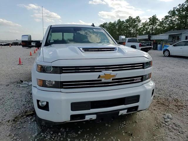 2018 Chevrolet Silverado - Image 13