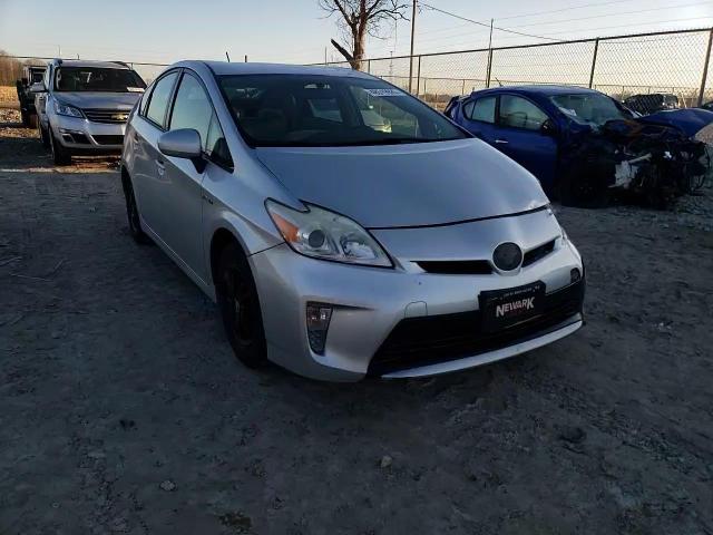 2013 Toyota Prius - Image 11