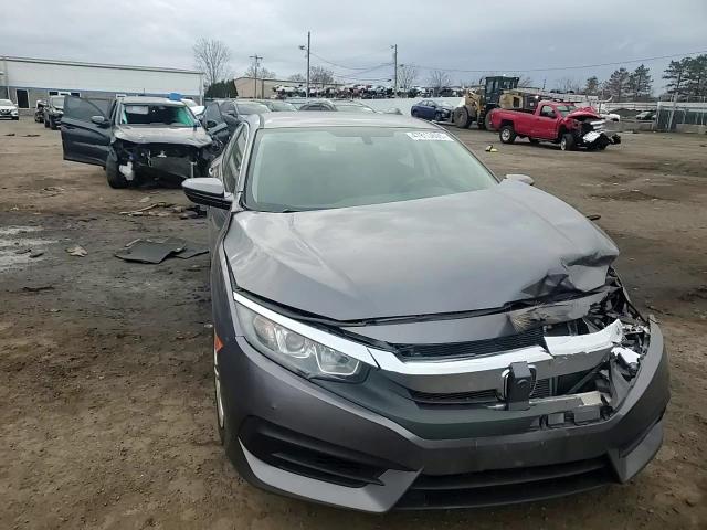 2018 Honda Civic - Image 11