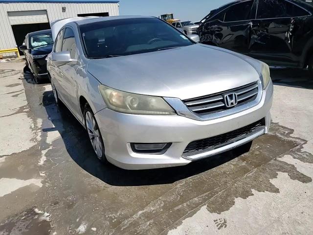 2013 Honda Accord - Image 13