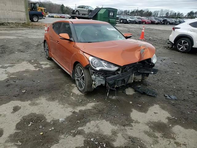2016 Hyundai Veloster - Image 10