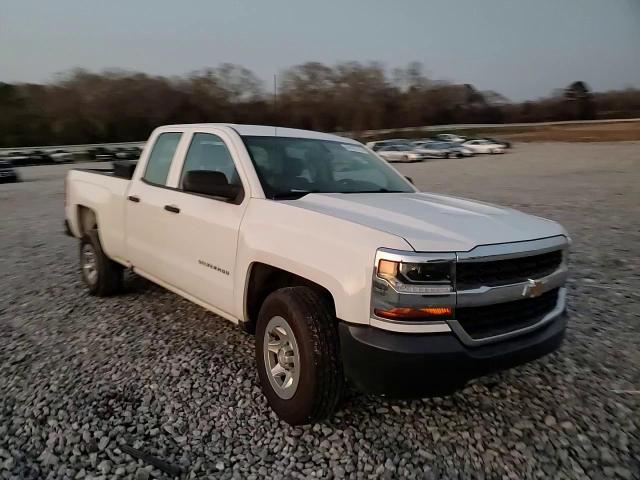 2018 Chevrolet Silverado - Image 11