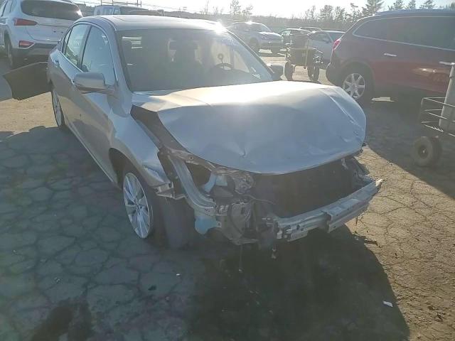 2015 Honda Accord - Image 11