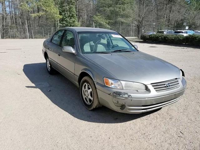 1997 Toyota Camry - Image 10