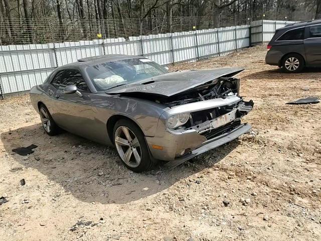 2011 Dodge Challenger - Image 11