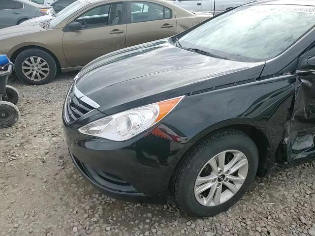 2013 Hyundai Sonata - Image 10