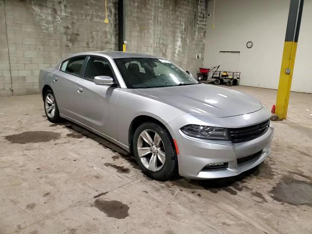 2016 Dodge Charger - Image 13
