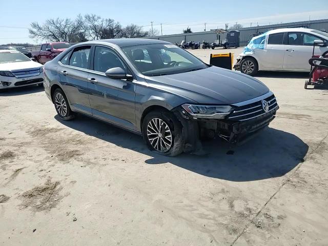 2019 Volkswagen Jetta - Image 10