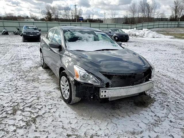 2015 Nissan Altima - Image 11