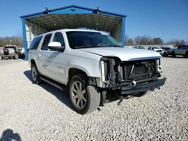 2007 GMC Yukon - Image 12