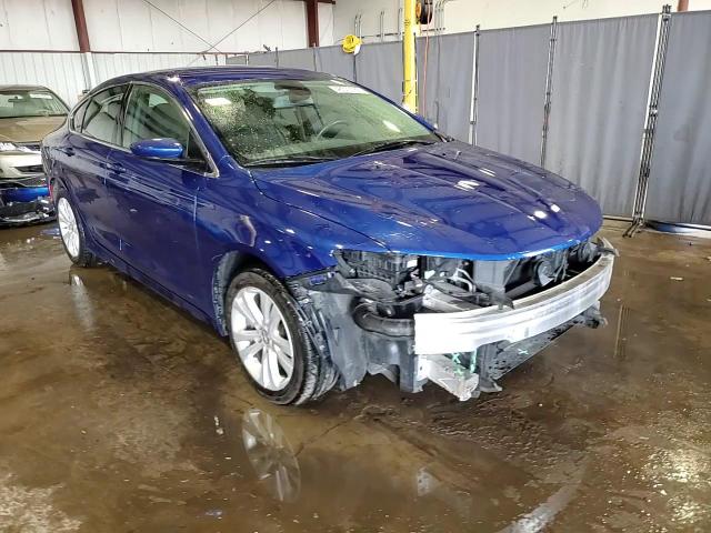 2016 Chrysler 200 - Image 14