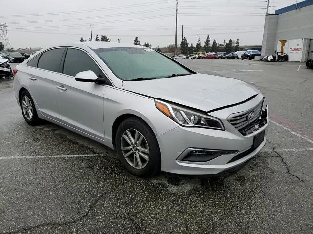 2015 Hyundai Sonata - Image 11