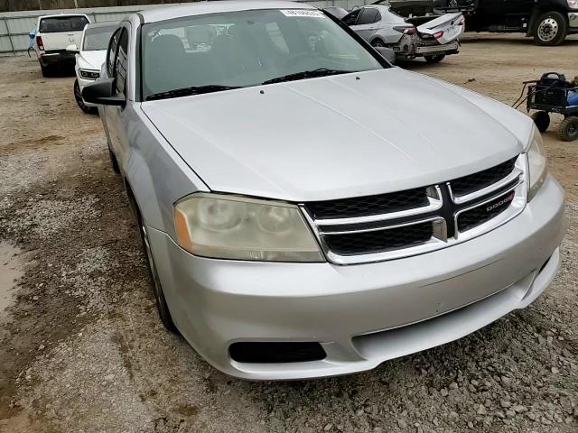 2012 Dodge Avenger - Image 10