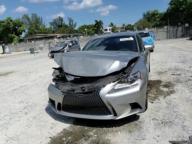 2016 Lexus IS - Image 11