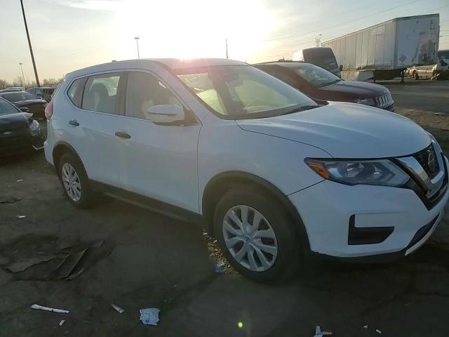2018 Nissan Rogue - Image 12