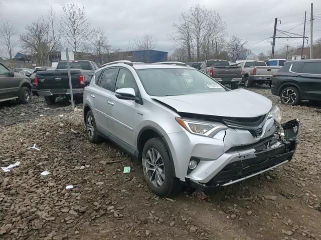 2016 Toyota RAV 4 - Image 11