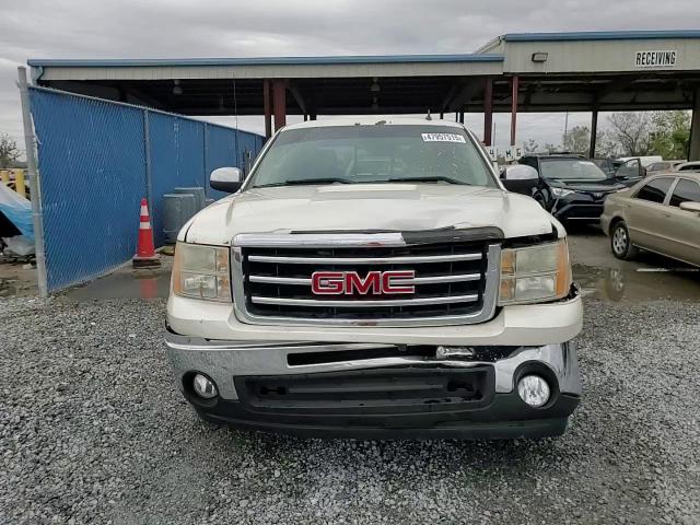 2013 GMC Sierra - Image 13
