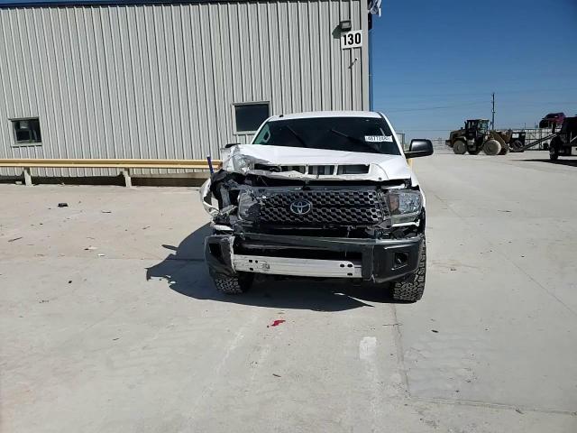 2018 Toyota Tundra - Image 11
